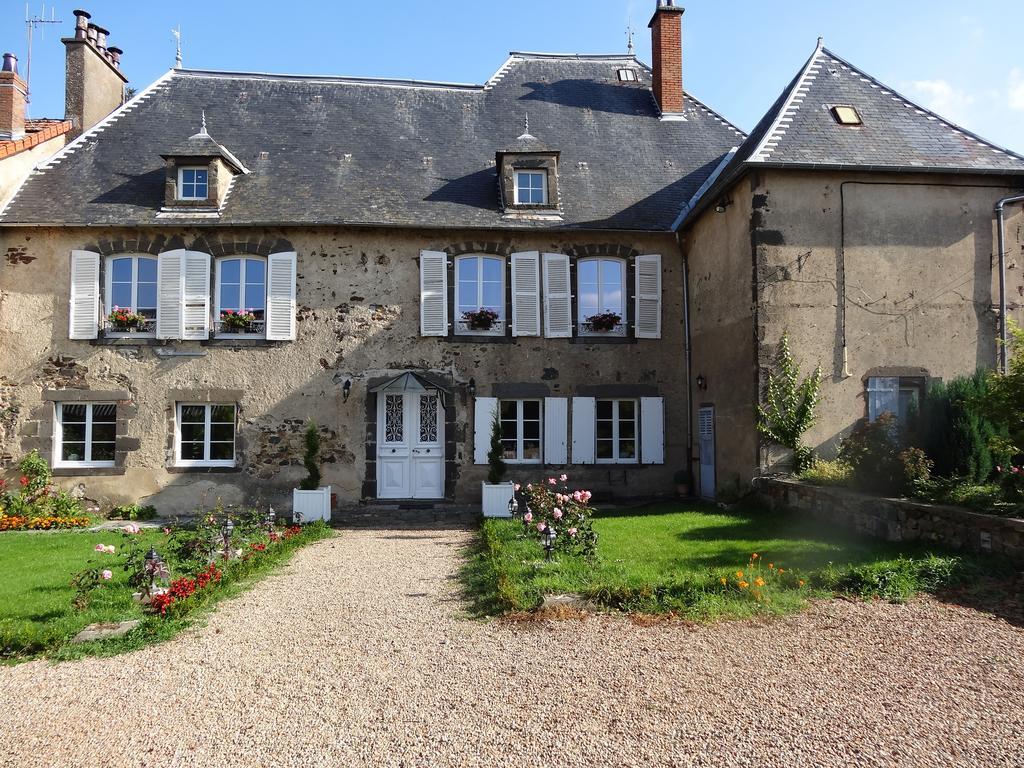 La Bromontoise Chambres D'Hotes Pontgibaud Kültér fotó